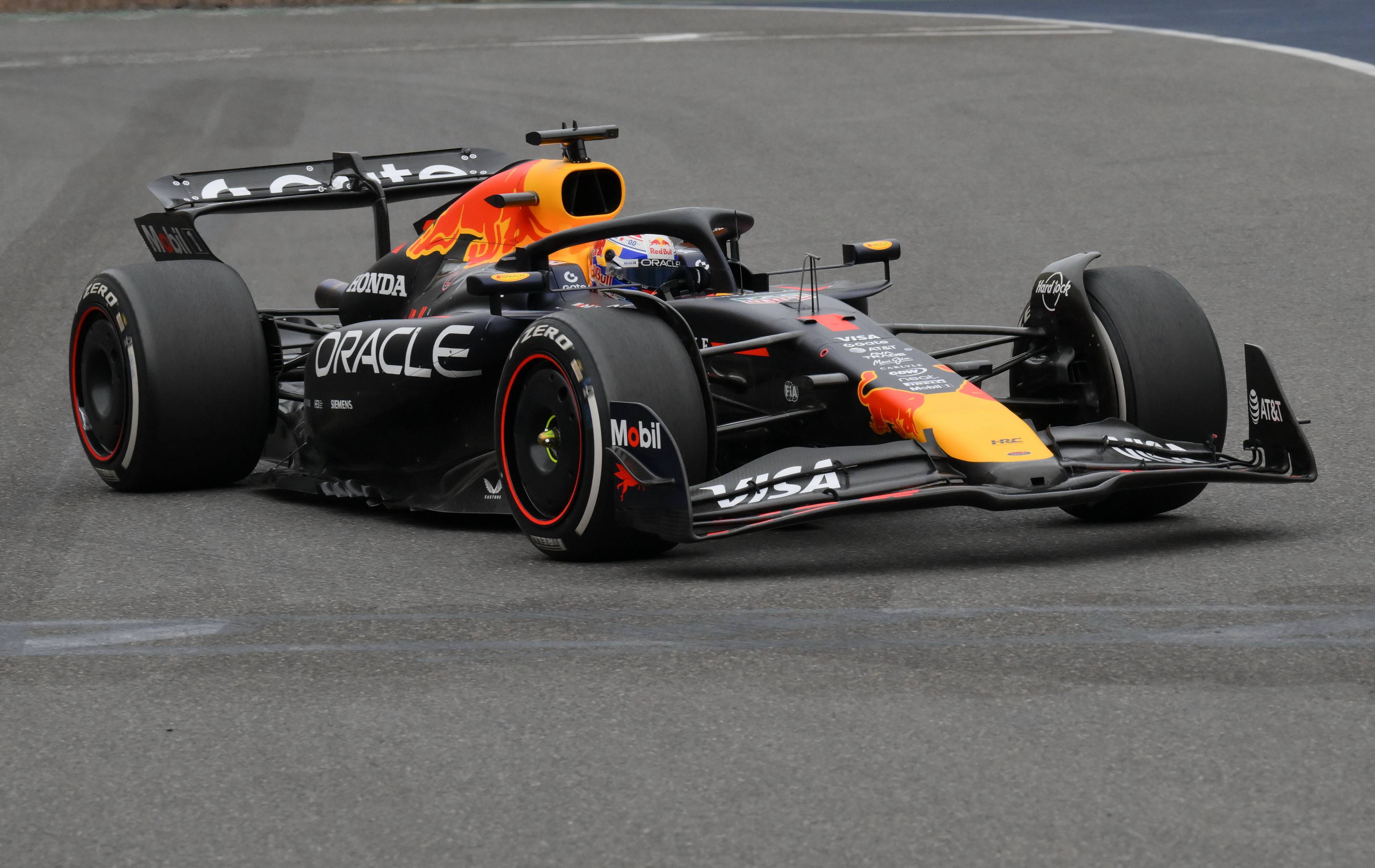 九游体育-迈凯伦碾压威廉姆斯，拉塞尔关键制胜