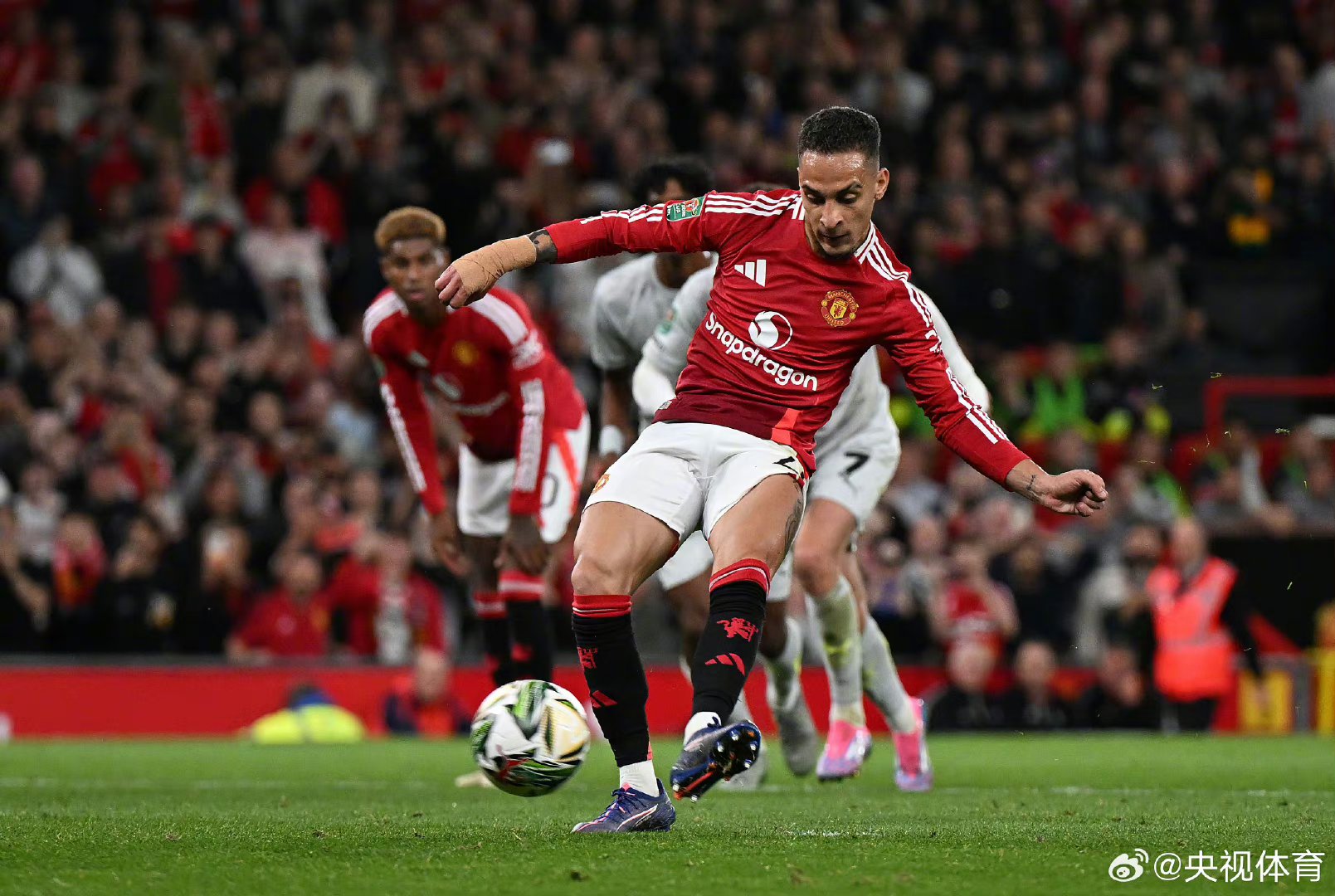 九游娱乐入口-曼城后卫连续三场破门，助球队延续胜利